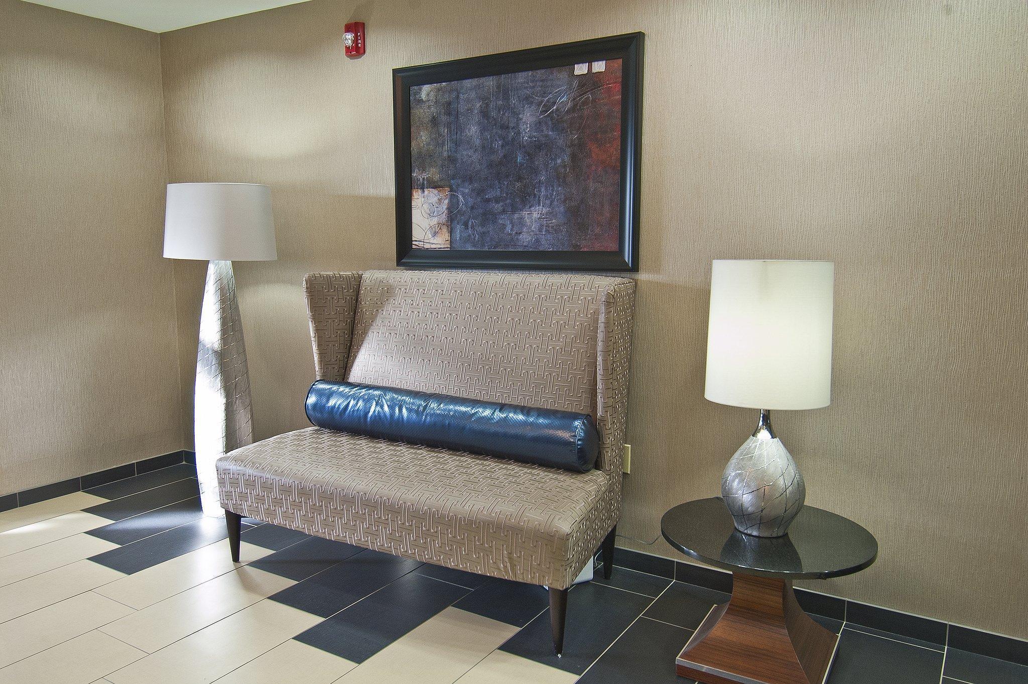 Holiday Inn Express & Suites Jackson/Pearl International Airport Экстерьер фото