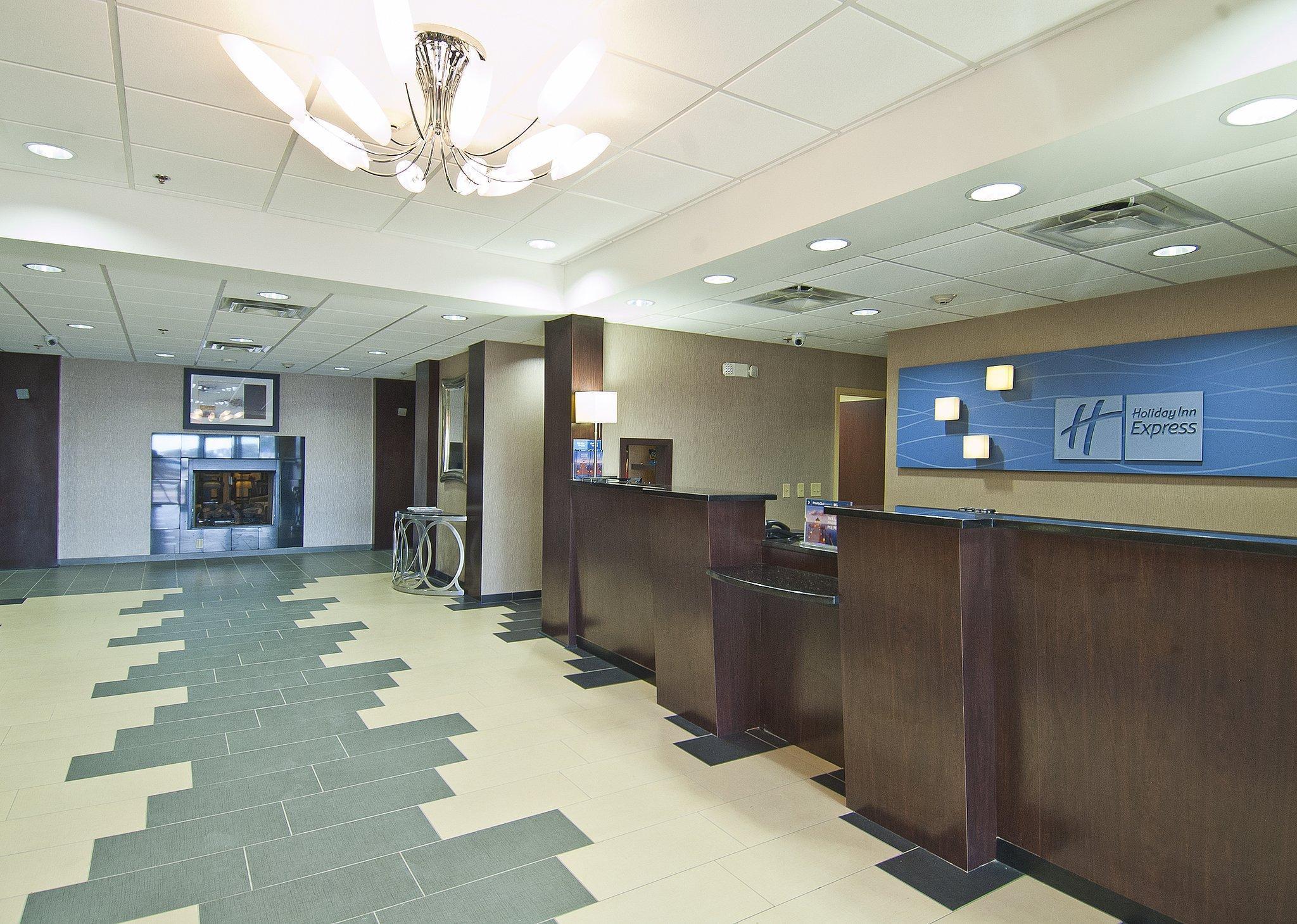 Holiday Inn Express & Suites Jackson/Pearl International Airport Экстерьер фото