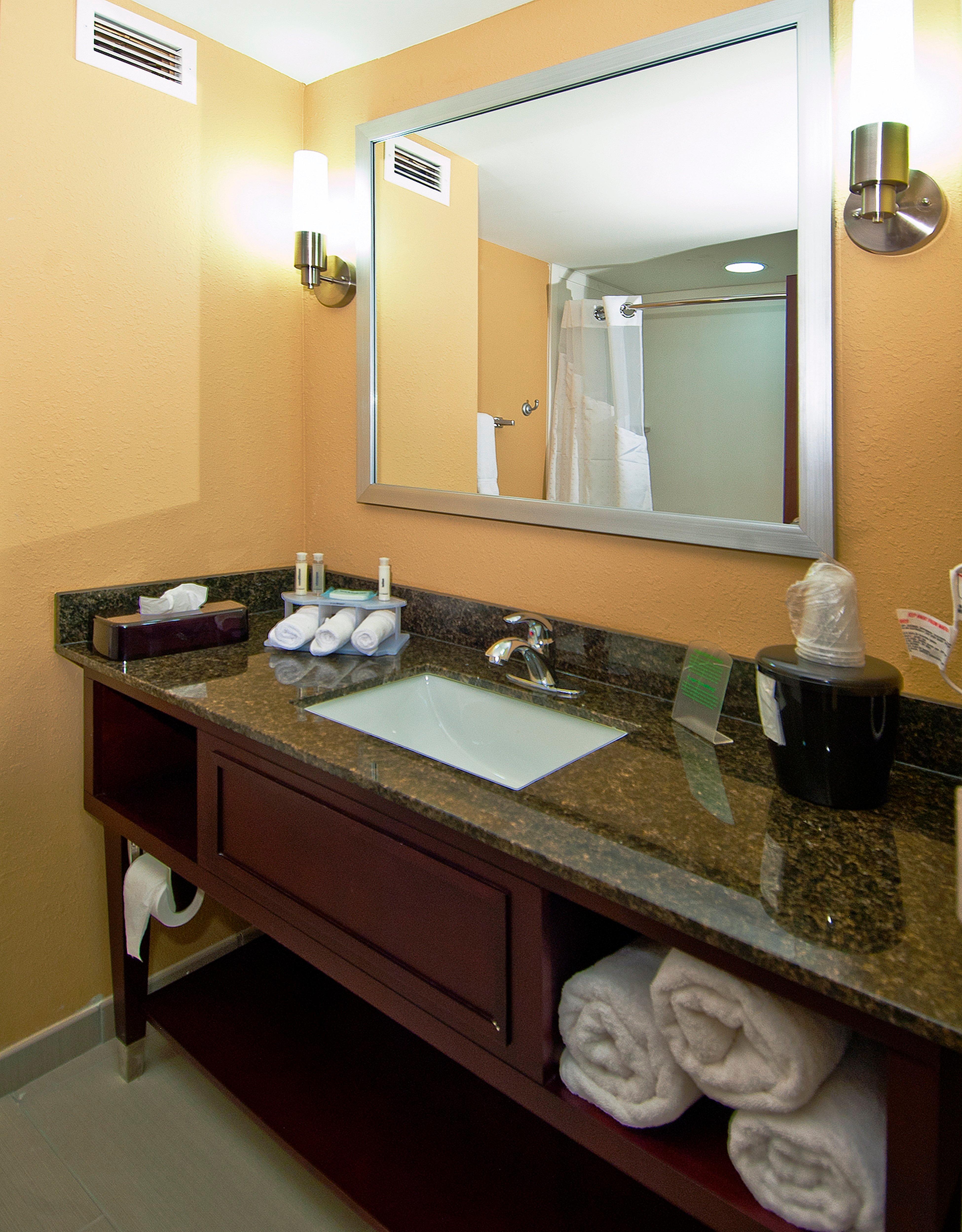 Holiday Inn Express & Suites Jackson/Pearl International Airport Экстерьер фото