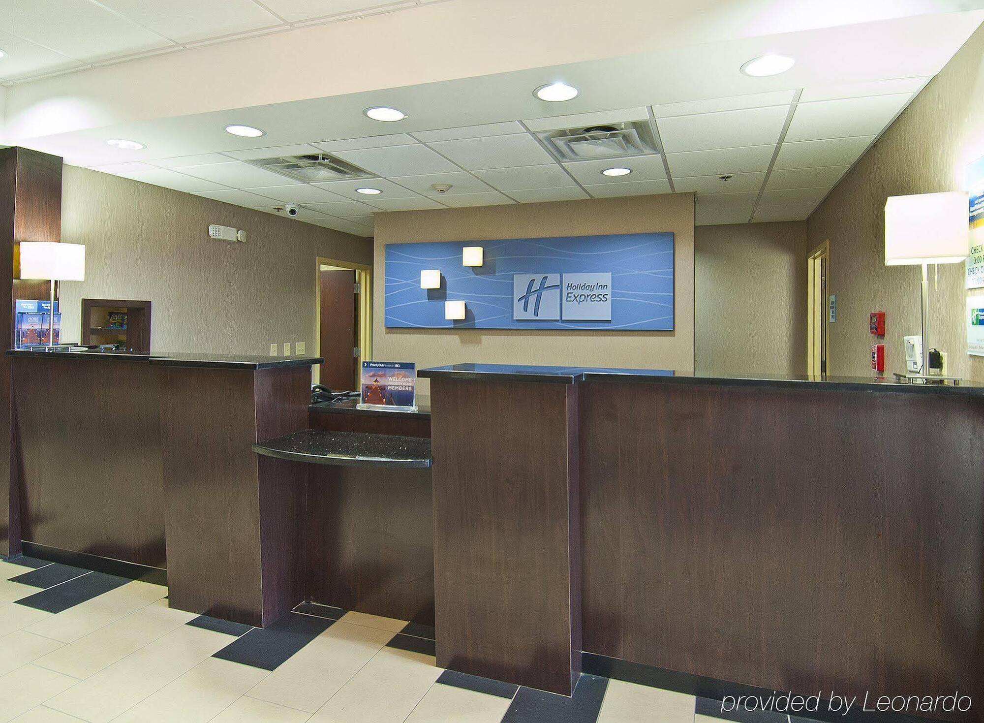 Holiday Inn Express & Suites Jackson/Pearl International Airport Экстерьер фото